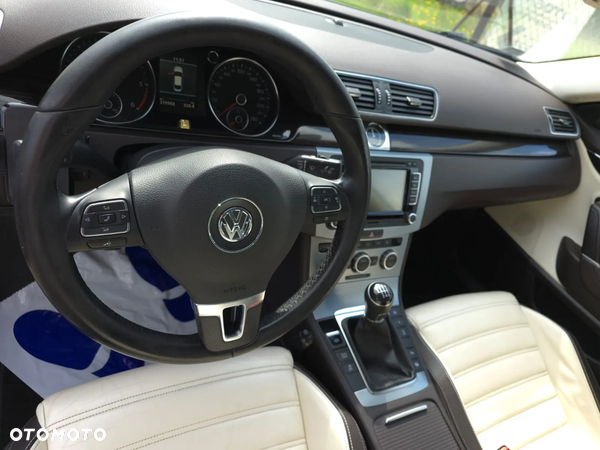 Volkswagen CC 2.0 TDI DPF BMT - 29