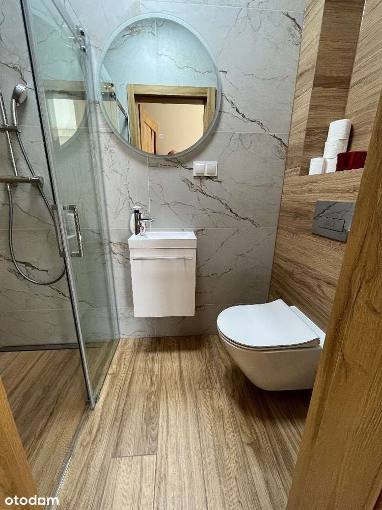 Nowy parterowy dom z umeblowaniem i wyposażeniem-4