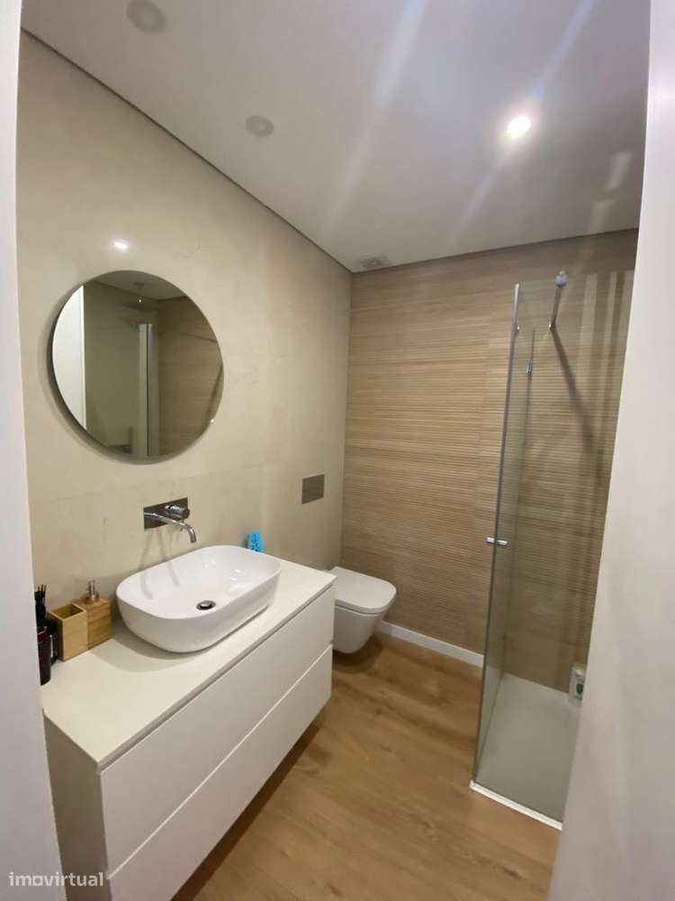 T2 alterado para t3 renovado, em frente ao mar-6