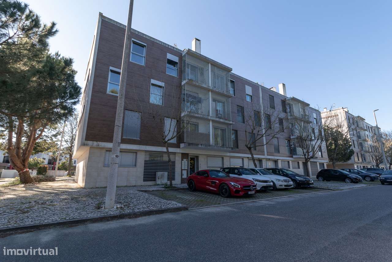 Apartamento T2 Venda em Santo António da Charneca,Barreiro-7