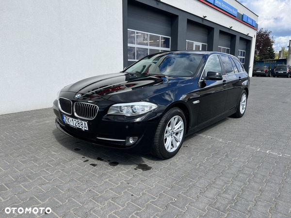 BMW Seria 5 520d BluePerformance - 2