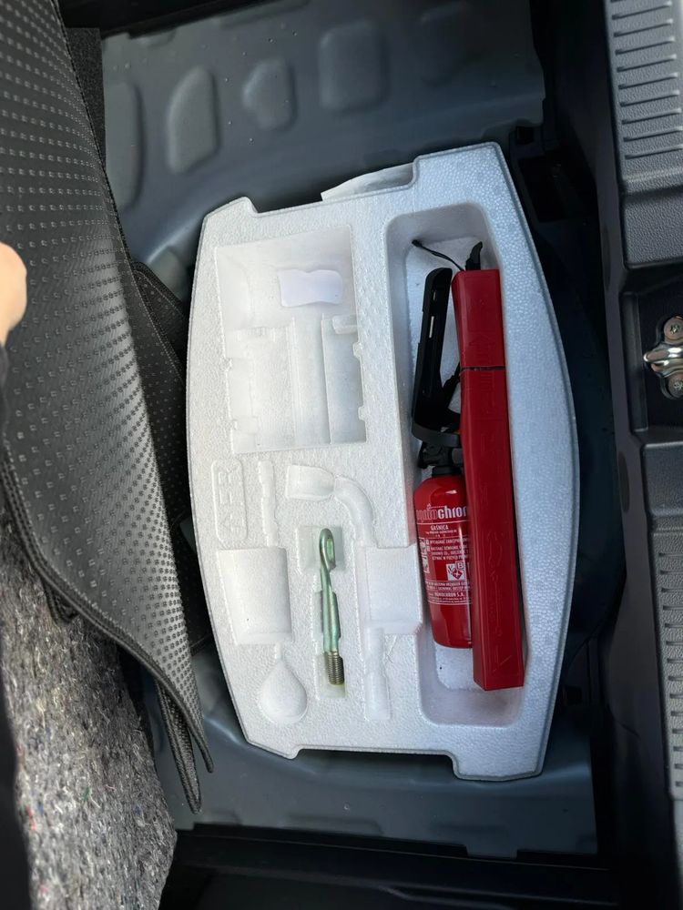 Suzuki Swift Salon Polska FV23%