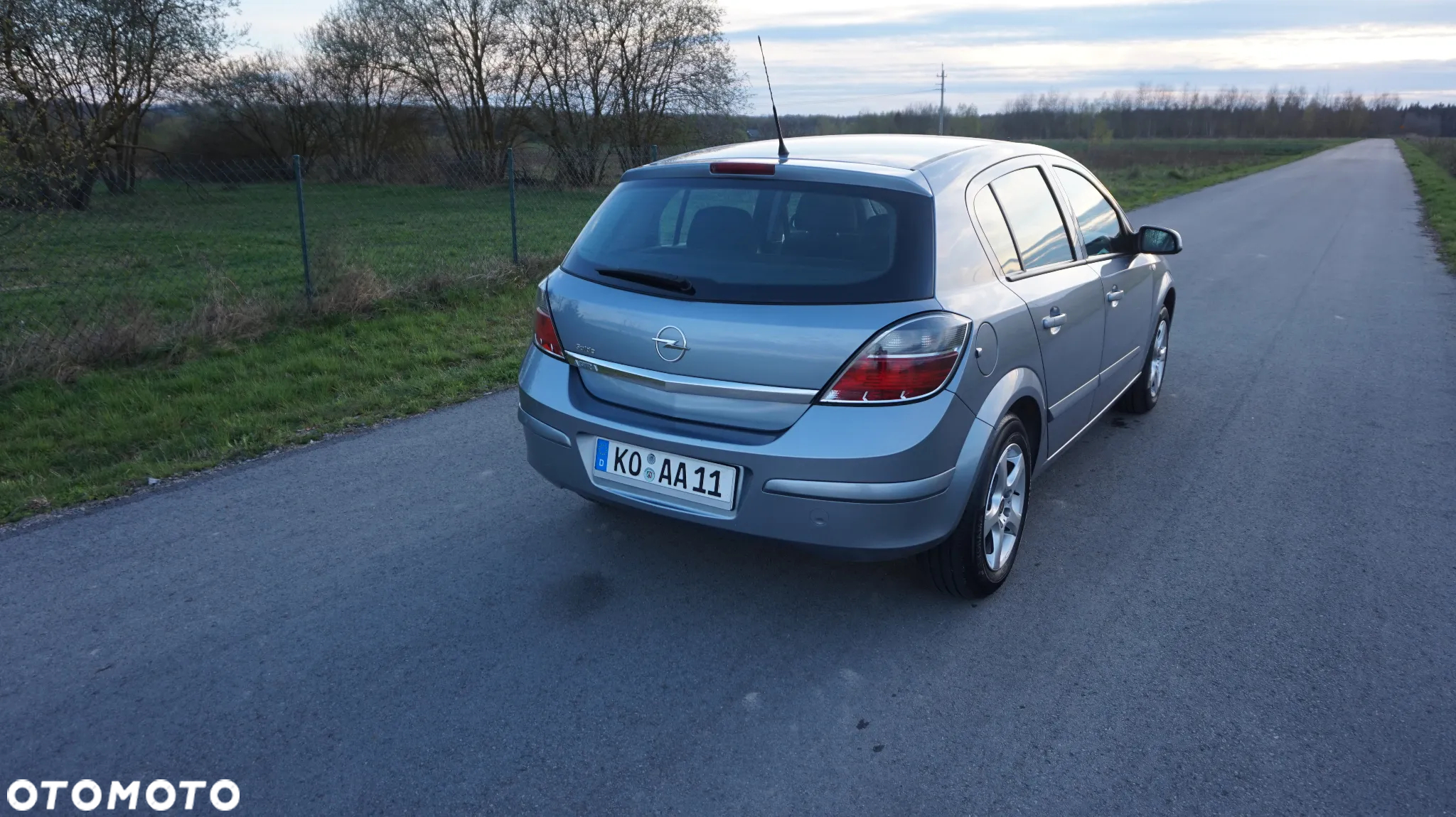 Opel Astra 1.6 Design Edition - 7