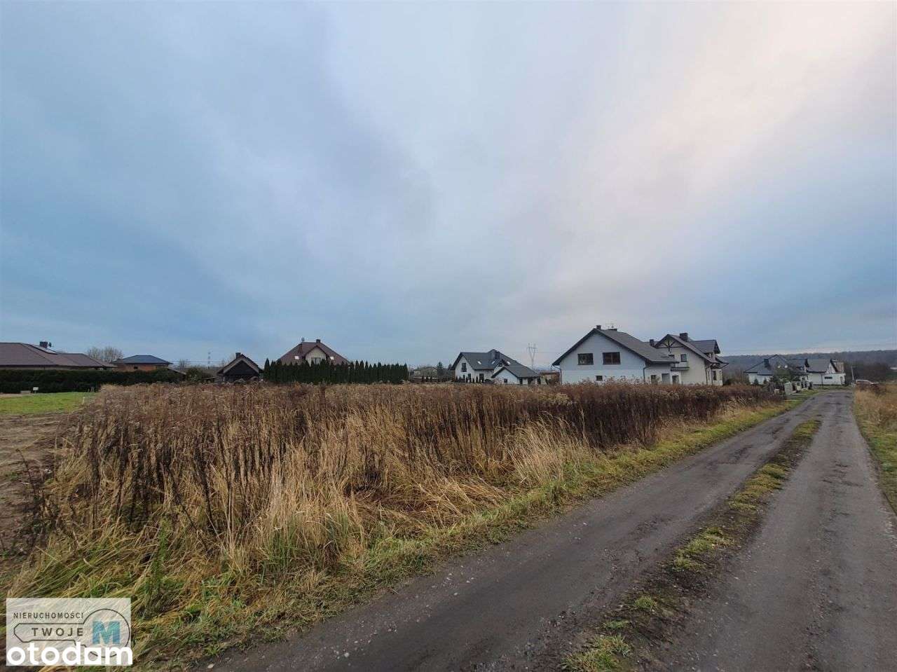 Piękna działka bud. uzbrojona WiśniowaKostomłoty I-5