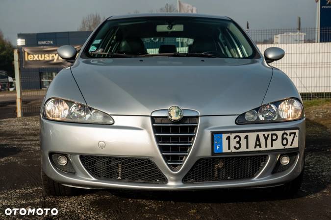 Alfa Romeo 147 - 10