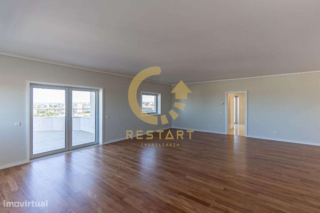 Penthouse T4 de Luxo - Edifício Porto Magnum-11