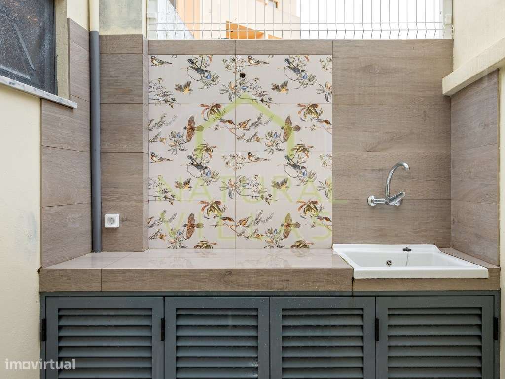 Moradia em Banda T2 Moderna junto à Baixa de Faro-14