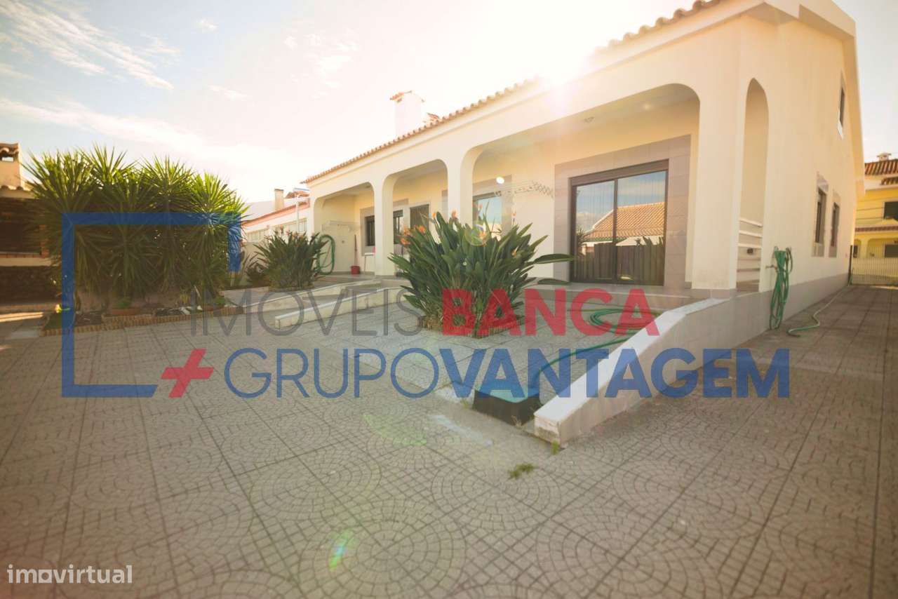 Moradia T4 - Sarilhos Grandes - Montijo - Grande imagem: 5/30