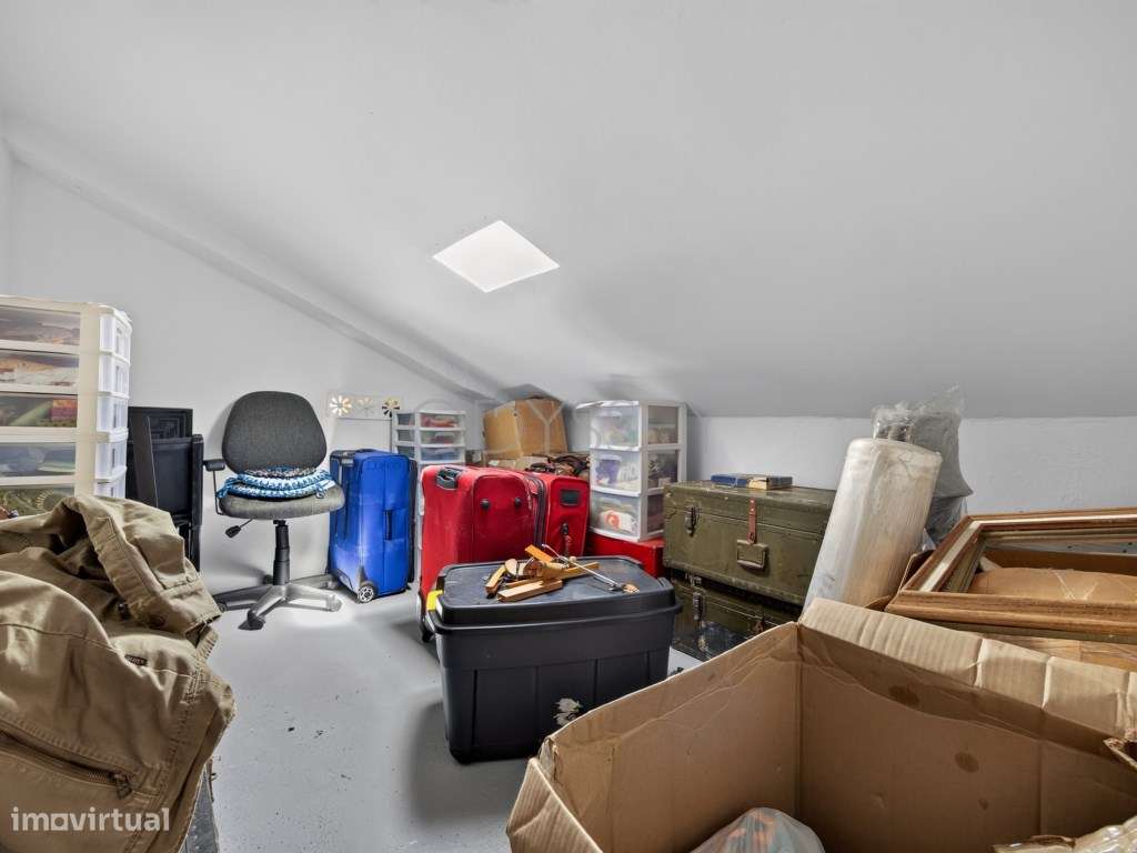Moradia Independente T3+1 com Jardim Privado, Estúdio e Garagem | C...-29