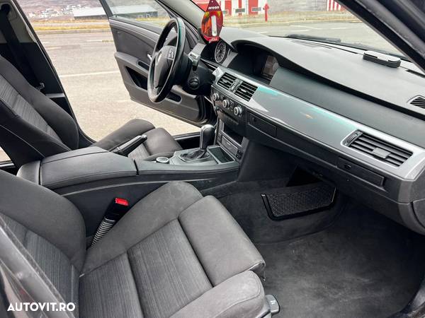 BMW Seria 5 520d Touring Aut. Edition Fleet Exclusive - 21