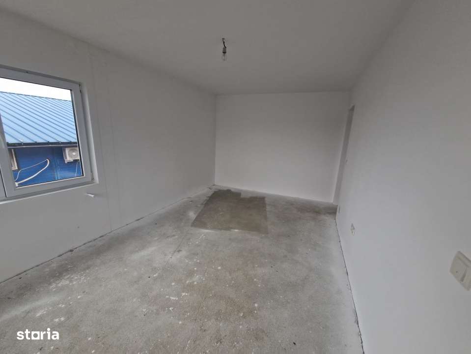 Casa individuala, decomandata, 10 camere, 210 mp., teren 15000mp., zon-9