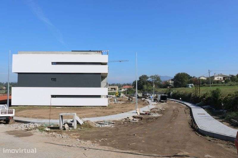 Venda de partamento T2 com  110 m2, a 10 minutos do centro  de Braga-5