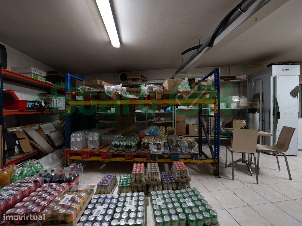 Venda de Imóvel Comercial Excelente Oportunidade de Investimento em...-27