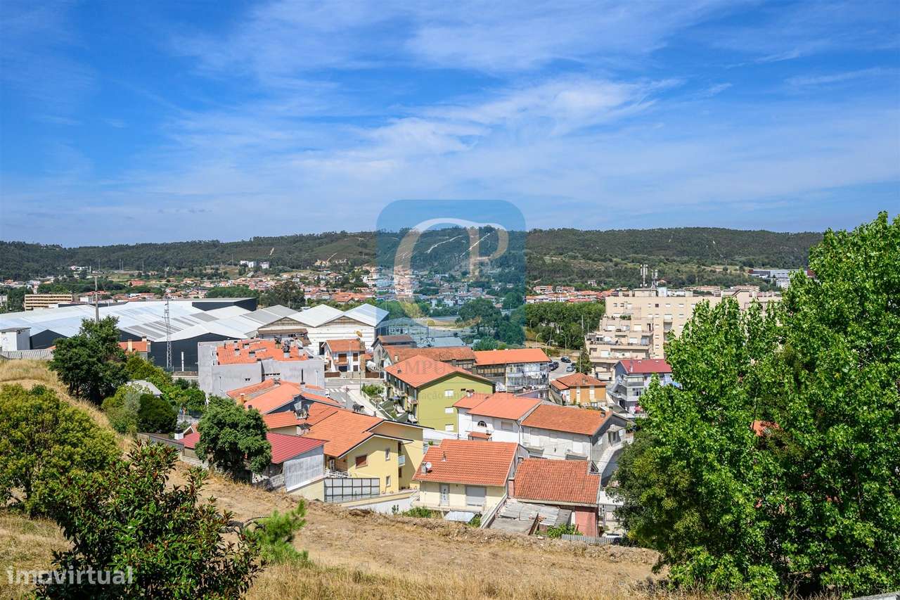 Apartamento T2 duplex no centro de Valongo-27