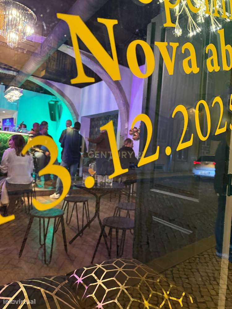 Bar totalmente renovado na Estrela / Lisboa-10