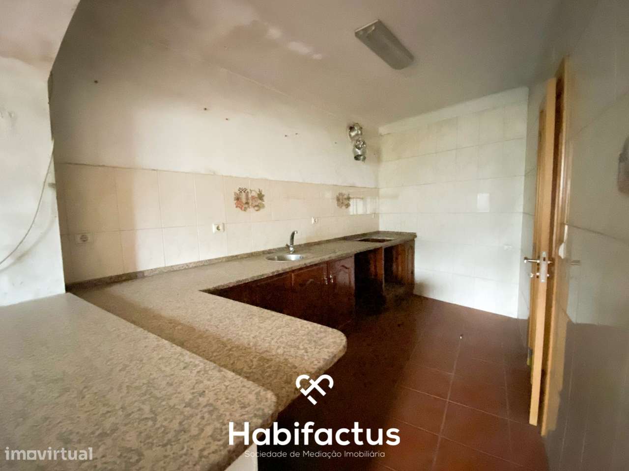 Moradia T2 à venda em Sobral - Carregal do Sal - Viseu - Grande imagem: 5/14