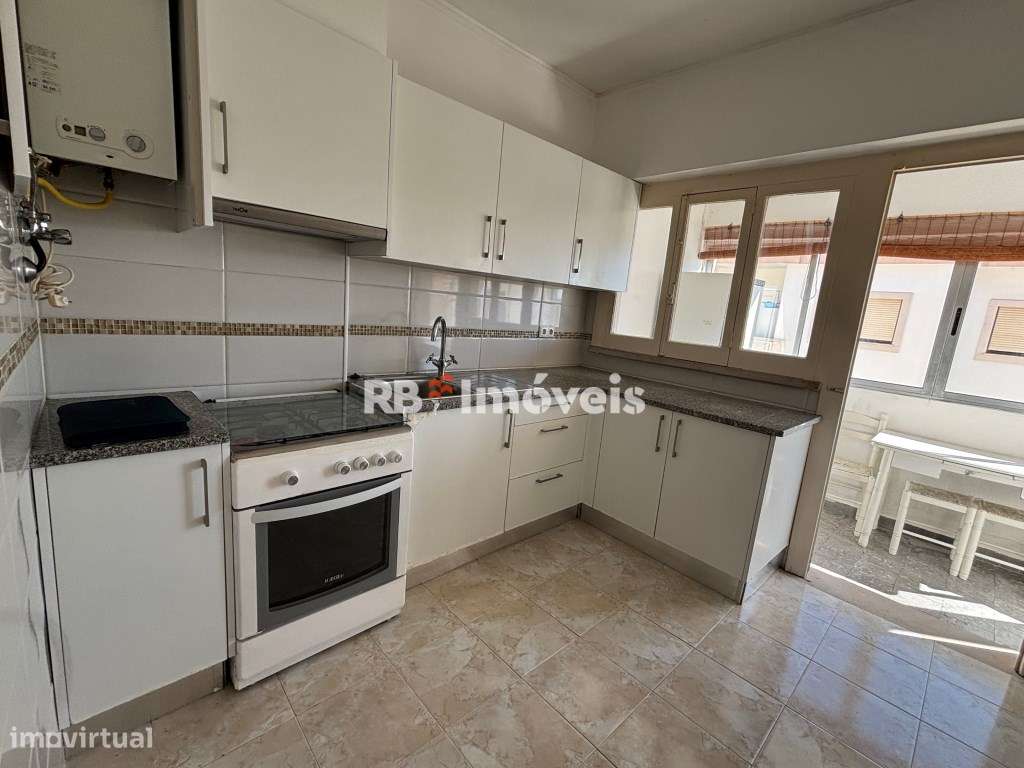 ApartamentoT2 no centro da cidade do Entroncamento - Grande imagem: 1/27