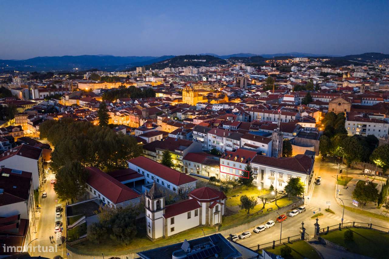 Apartamento T3 de luxo no Centro Histórico de Braga-8