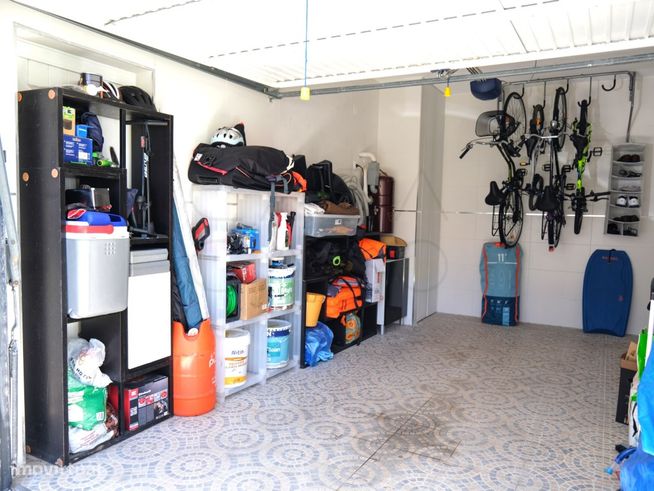 Moradia geminada T4 na Prestigiada Zona de Soltroia Rio-35