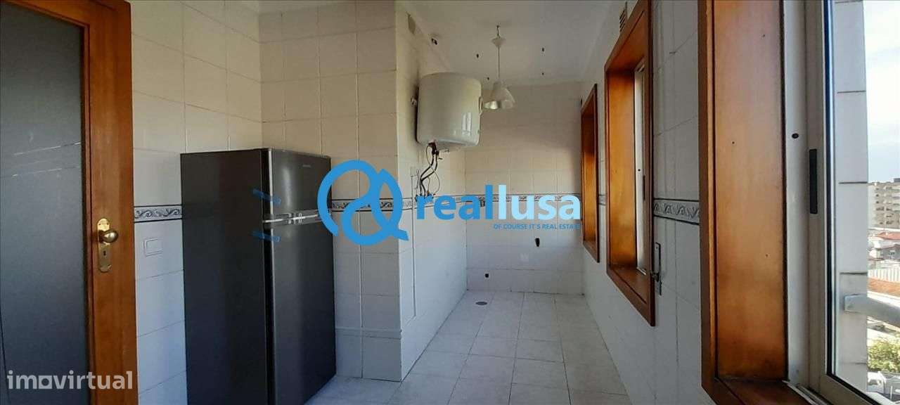 Apartamento T2 c/ garagem Baguim do Monte Gondomar-7