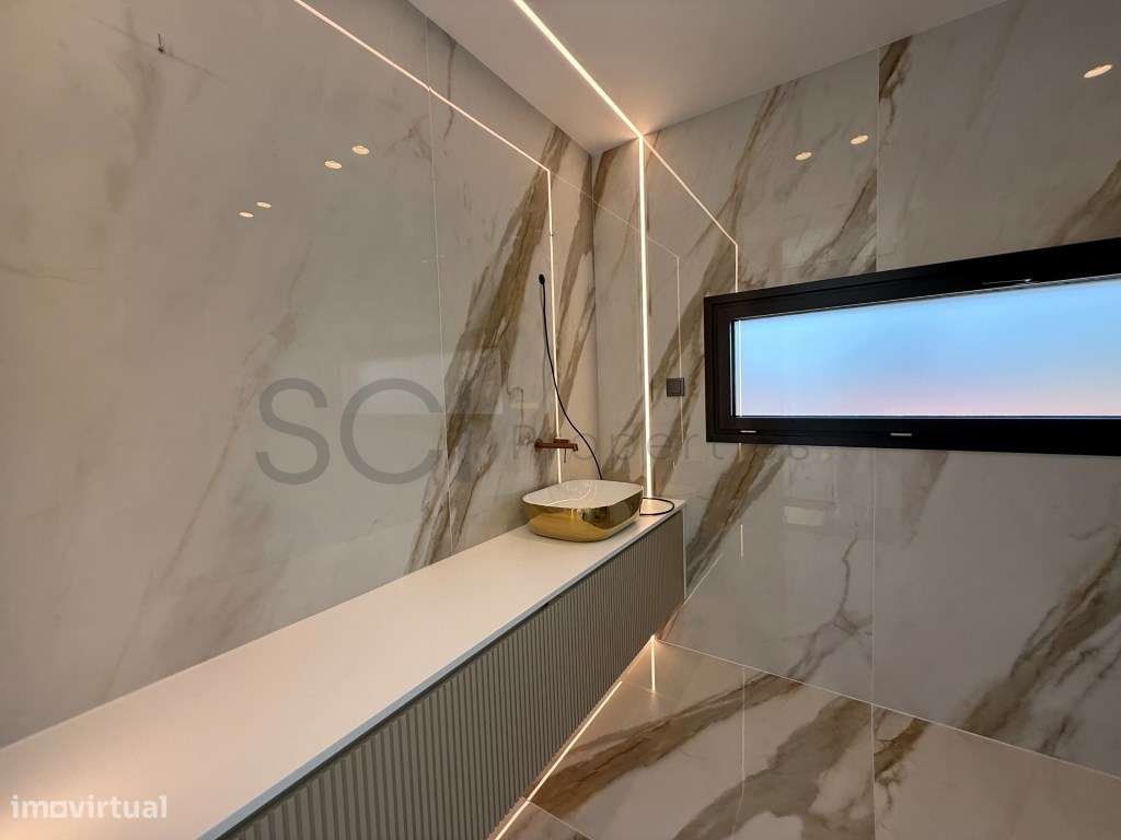Moradia T4 Luxo Isolada | Belverde | Piscina | Garagem-27