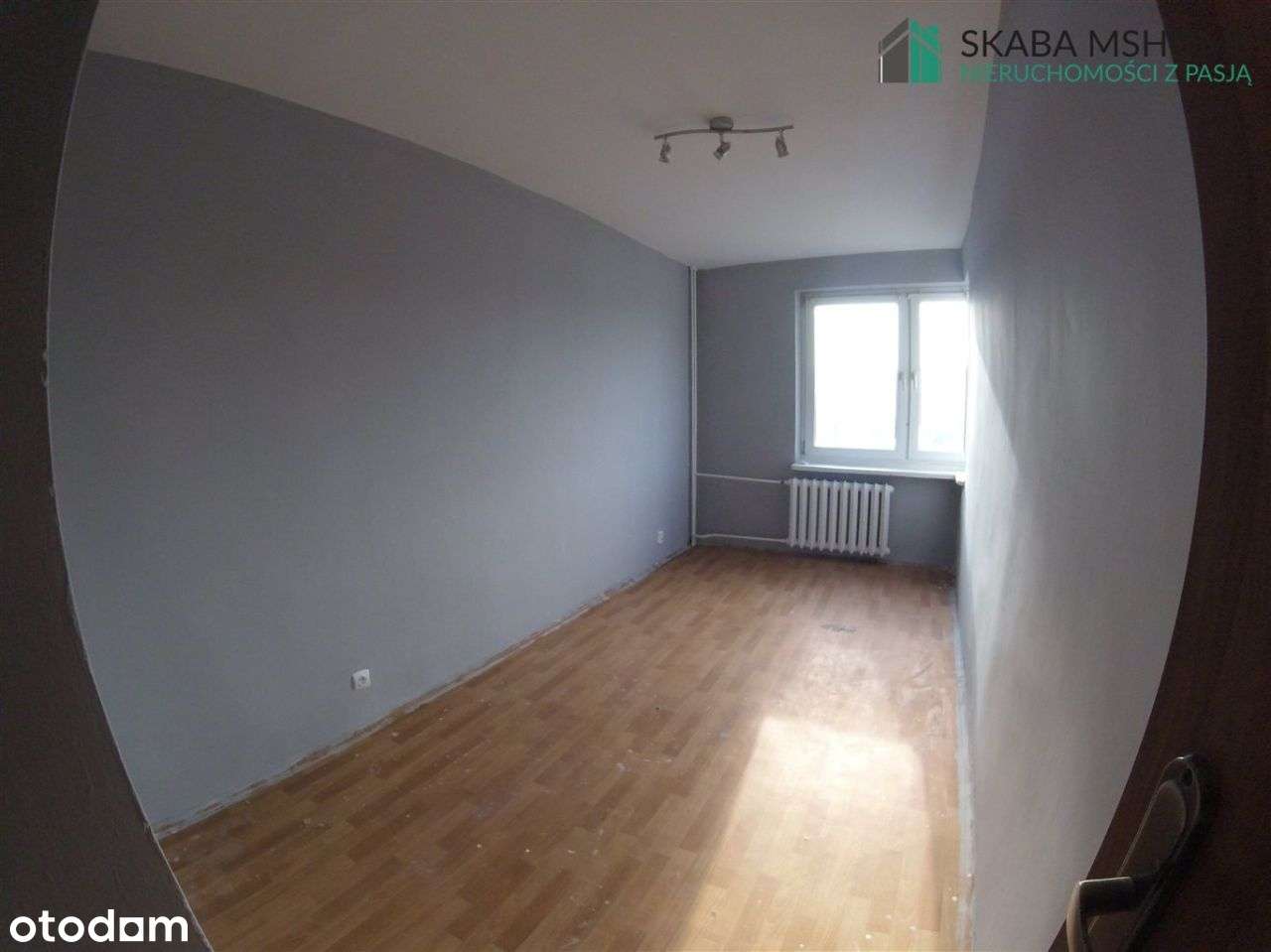 Na sprzedaż 3-pokojowe mieszkanie do remontu-9