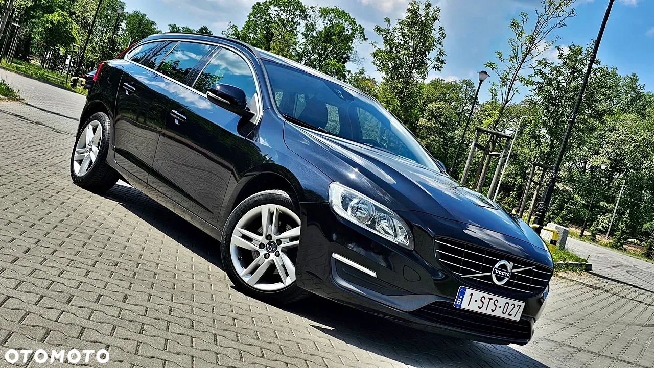 Volvo V60 D3 Momentum - 12