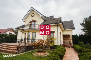 Dom-Kamień, gm. Szemud | Piękny ogród | Słoneczny