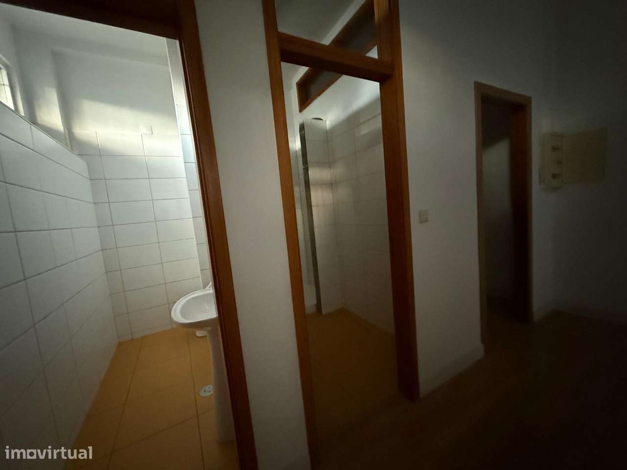 Loja c/ Grande Visibilidade em Águas Santas na Av. D. Afonso Henriques-10