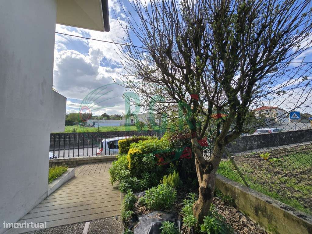 MORADIA T3 | 4 FRENTES | SÃO COSME-46