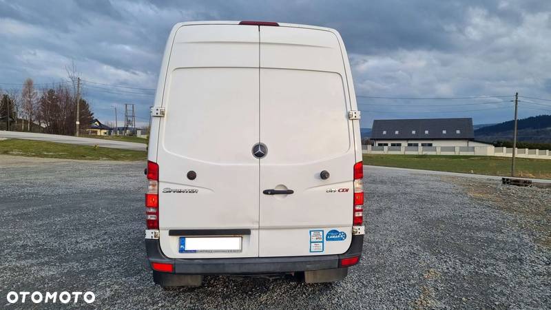 Mercedes-Benz Sprinter 519 3.0 CDI V6 - 23