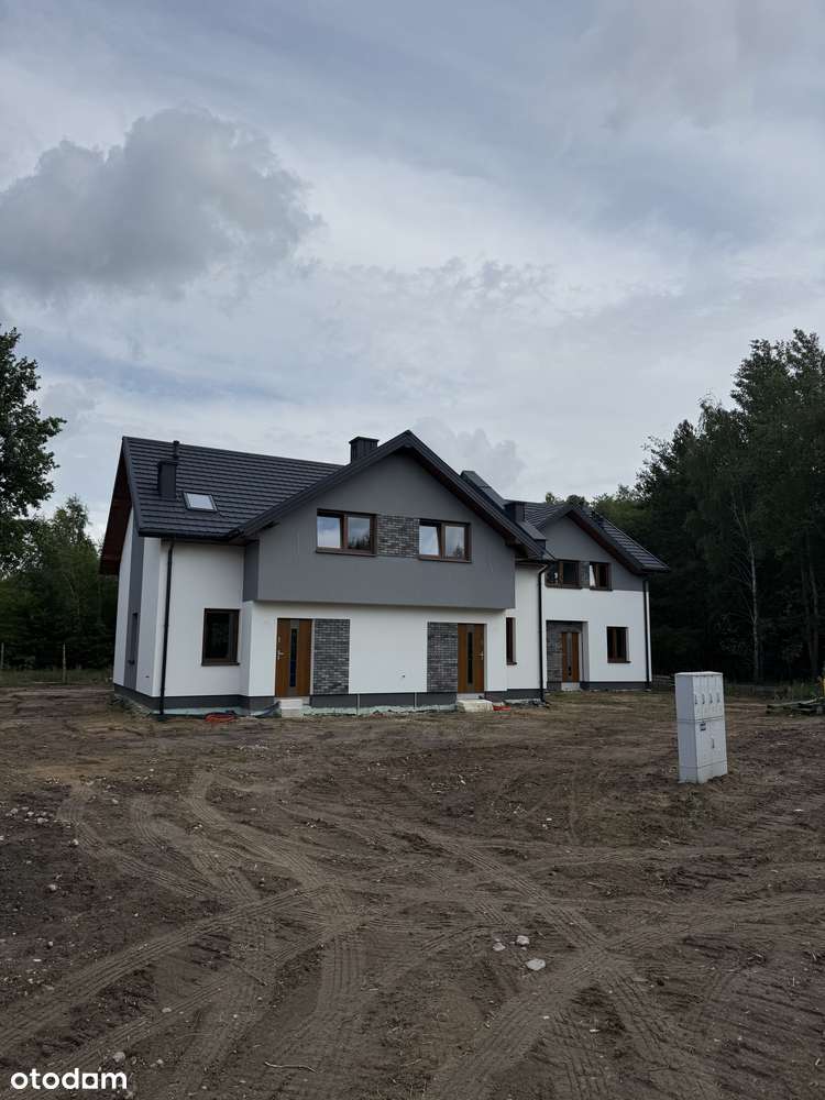 Dom szeregowy z działką 220m2