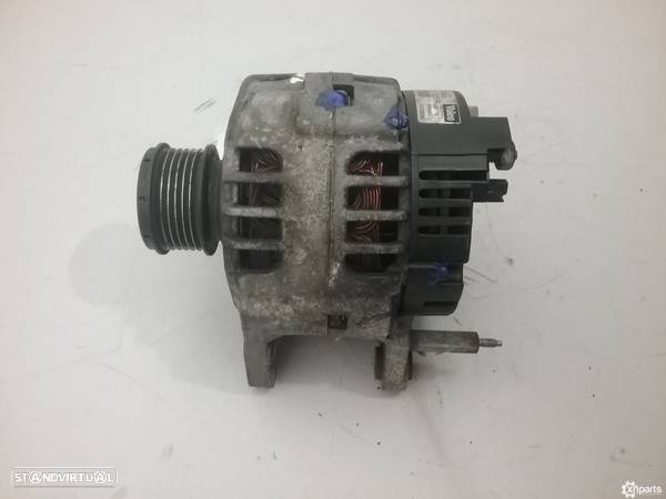 Alternador AUDI A3 (8L1) 1.9 TDI | 08.00 - 05.03 Usado REF. MOTOR ASZ 038 903 02... - 1