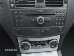 Mercedes-Benz Klasa C 180 T BlueEFFICIENCY Avantgarde - 15