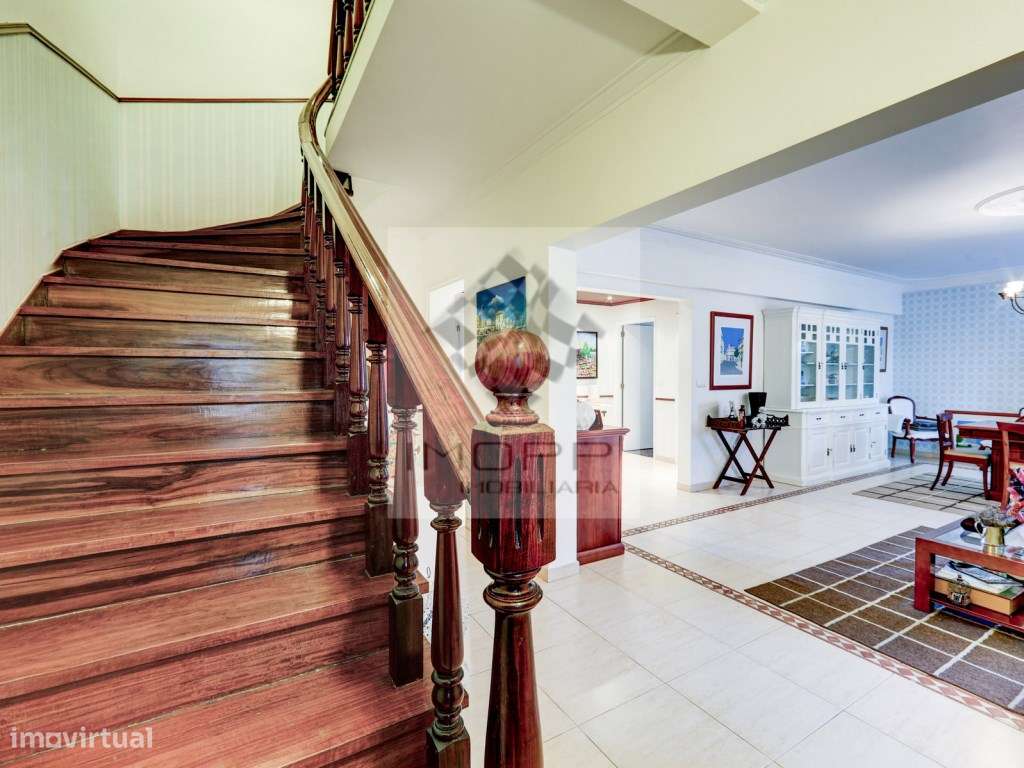 Moradia de Excelência na Amadora - Exclusividade, Conforto e Locali...-28