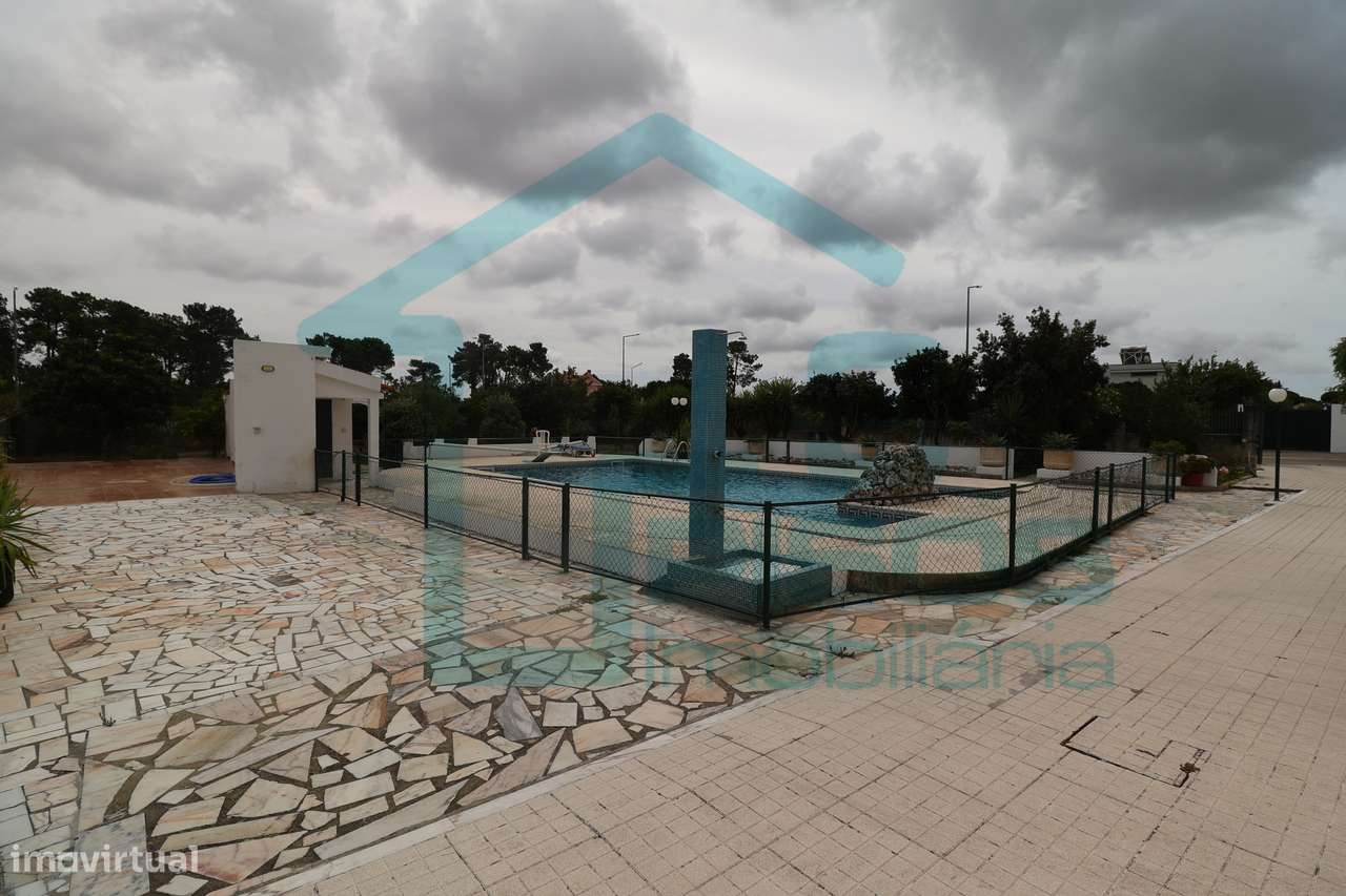 Moradia, Quinta do Conde, Sesimbra piscina, terreno c/arvores de fruto-52