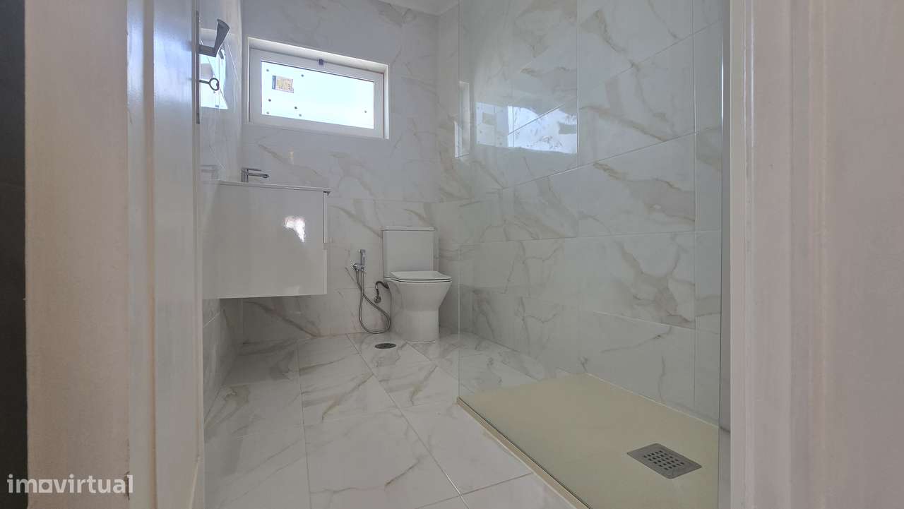 T2+1 totalmente remodelado Amora-5