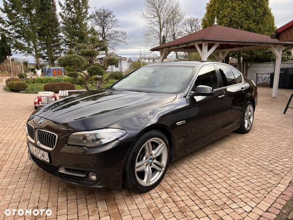 BMW Seria 5 525d xDrive - 2