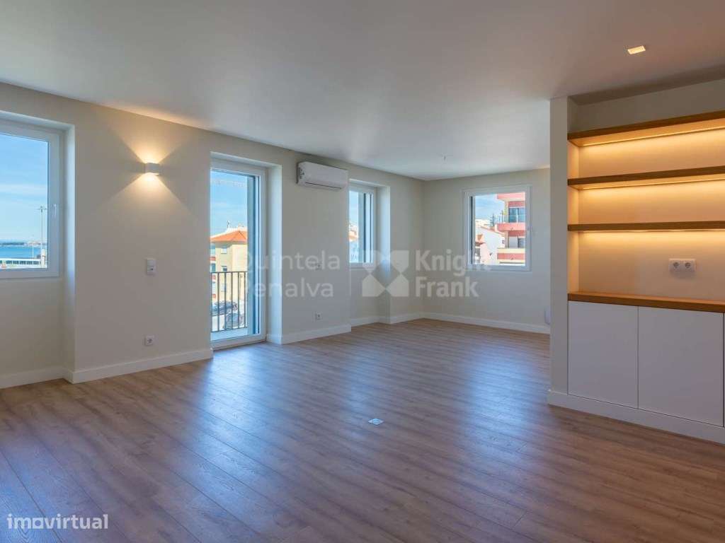 Apartamento T3 duplex para arrendamento com vista de mar na Parede - Grande imagem: 5/37