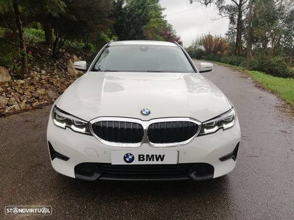 BMW 320 d Touring xDrive Line Sport Shadow Auto - 2