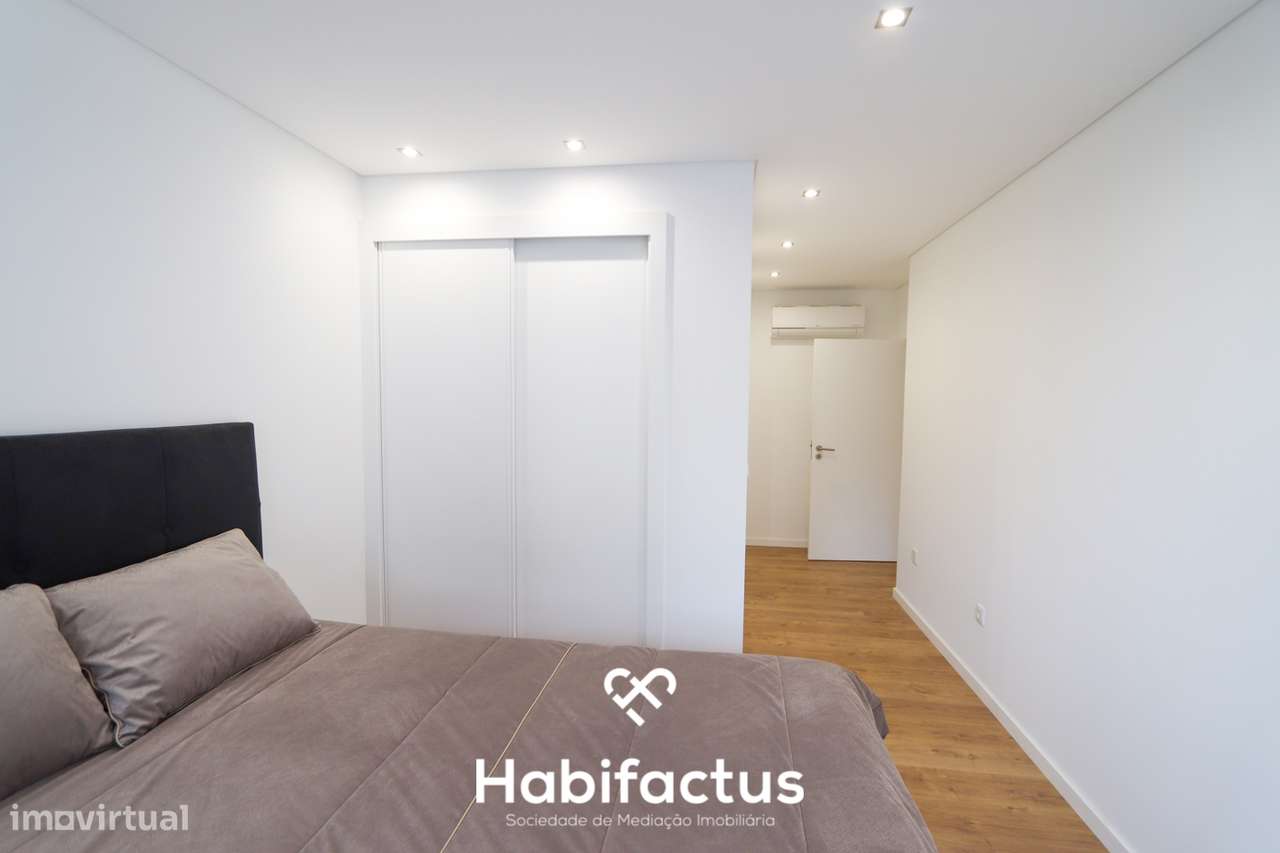 Apartamento T3+2 com Varandas e Terraço em Viseu-21