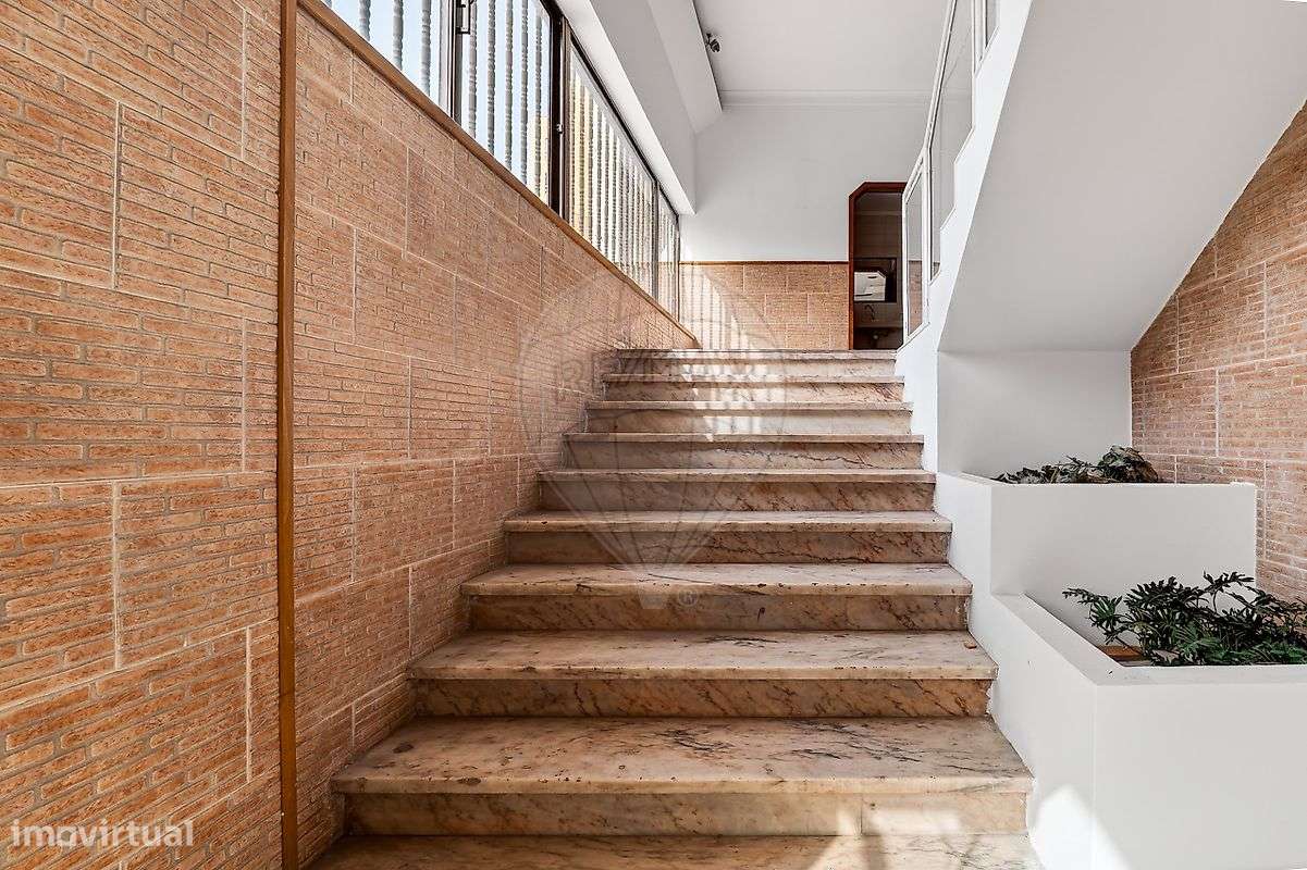 Loja  para arrendamento - Grande imagem: 5/25