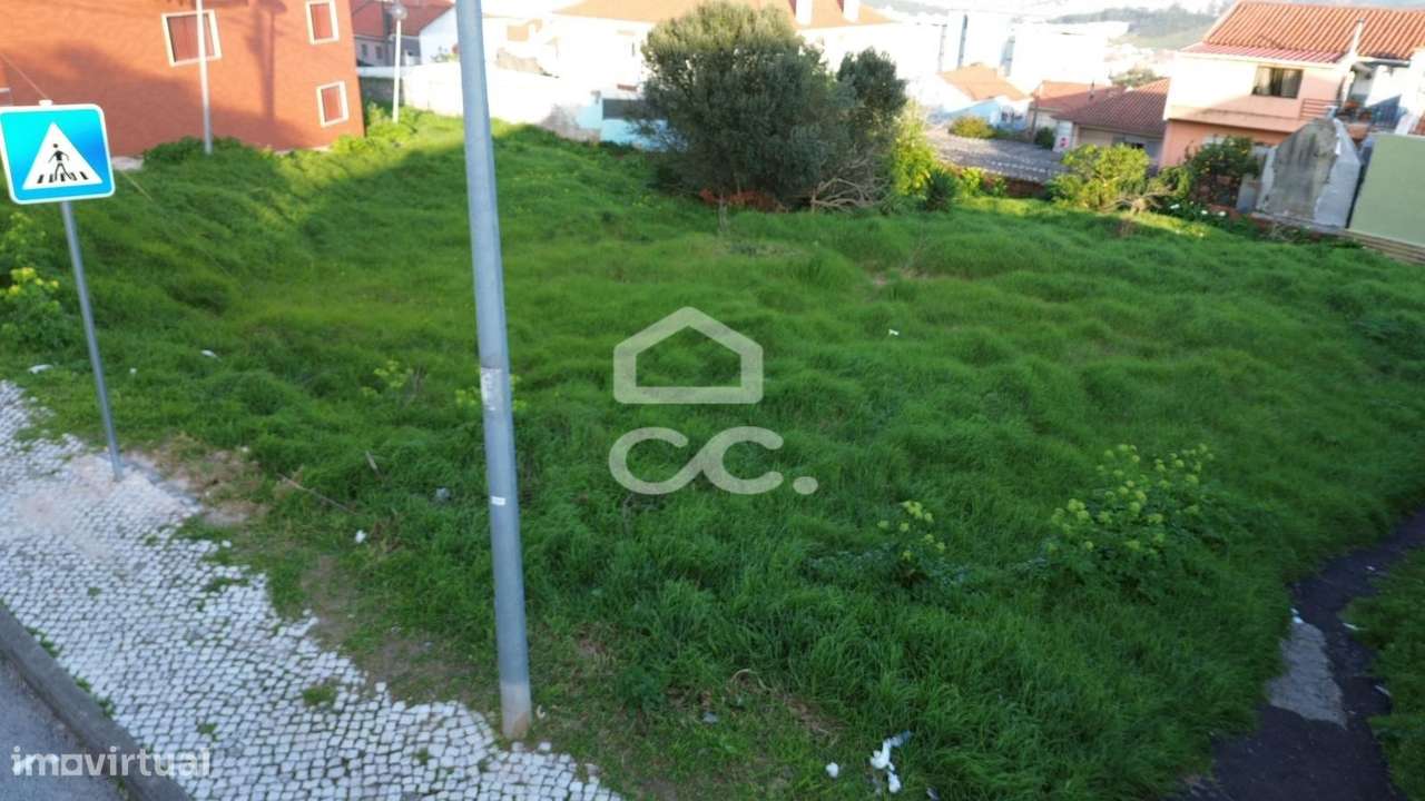 Terreno Urbano em Casal da Mira na Amadora-8