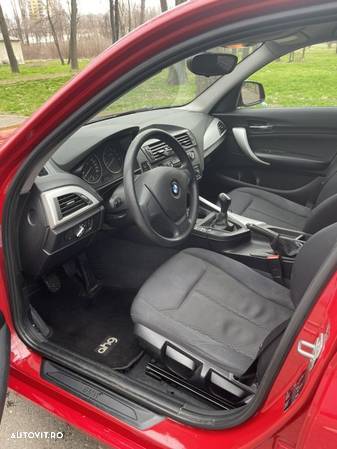 BMW Seria 1 116i - 6