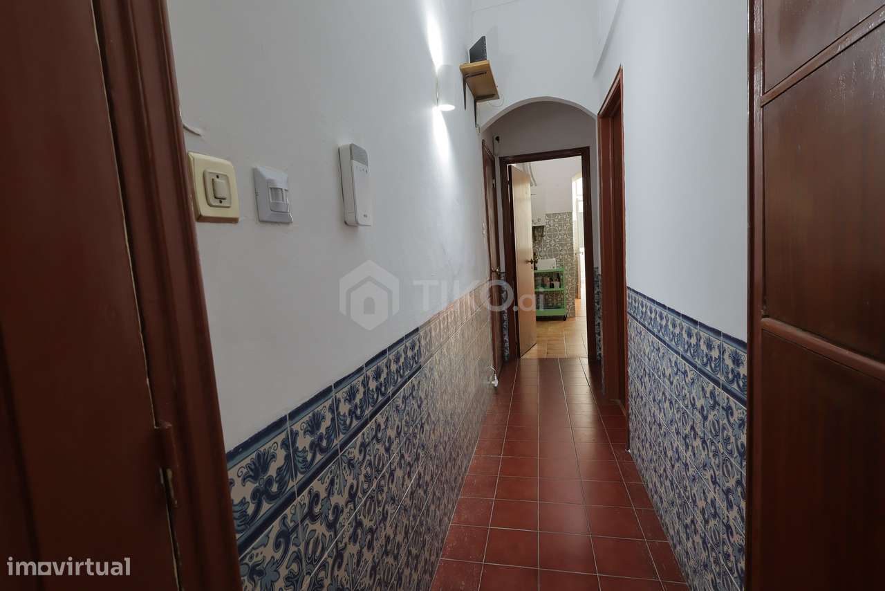 T3 EM ARROIOS – OPORTUNIDADE PARA ARRENDAMENTO A ESTUDANTES (4 A 5 QUA-17