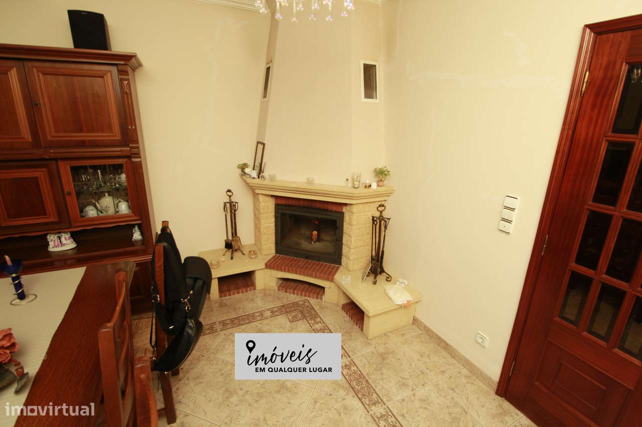 Moradia térrea com mais uma casa independente-15