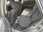 Toyota Auris 1.6 Premium Comfort - 17