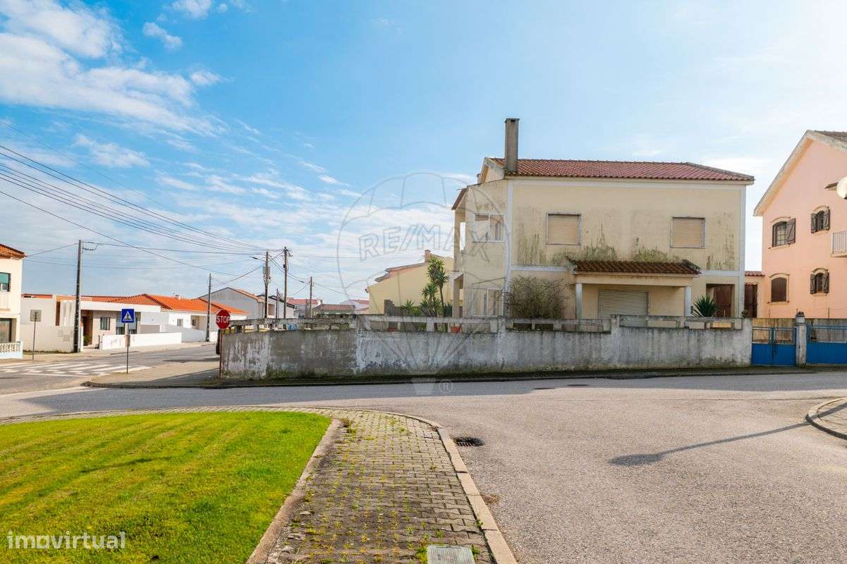 Moradia T6 para venda - Grande imagem: 1/37
