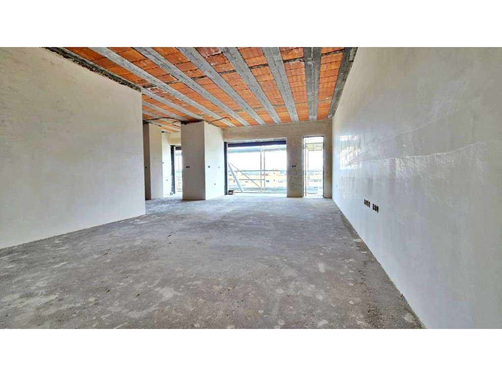 T2+1 com terraço no centro do Castêlo da Maia - Grande imagem: 4/18