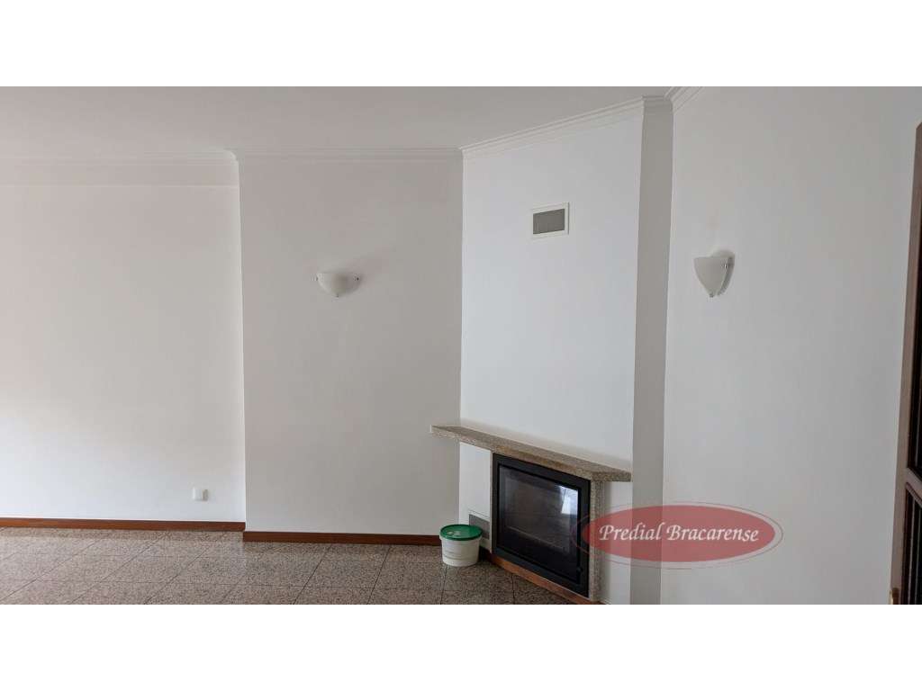 Apartamento T3 em Lamaçães. - Grande imagem: 4/18